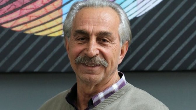Oyuncu Rıza Akın beyin kanaması sonucunda hayatını kaybetti! Ünlü oyuncuya dair aklınızda kalanlar neler :(?