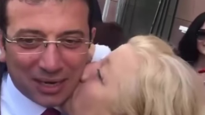 Bu fotoğraf hakkında ki görüşleriniz nelerdir?
