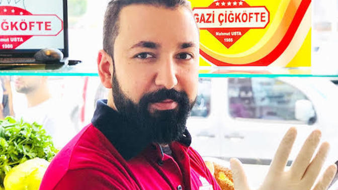 Yatarken izlediğiniz saçma sapan videolar var mı?