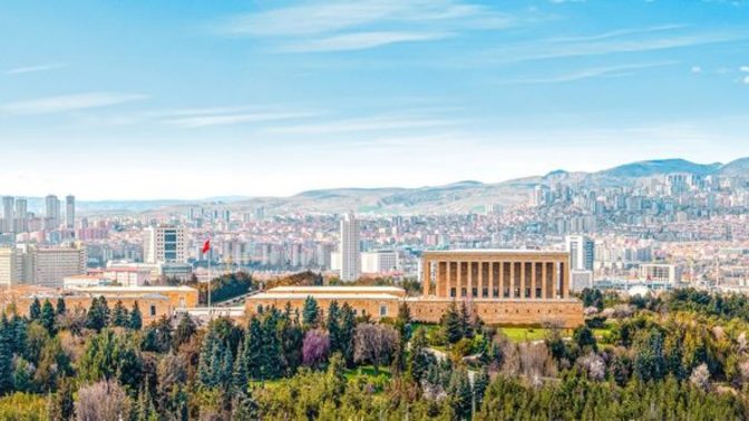 Uyanınca farklı bir şehirde gözünüzü açmak ister miydiniz?