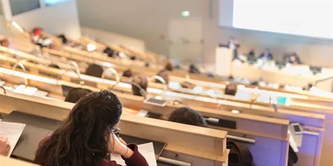 Yaptığınız birinci üniversite tercihi şu an okuduğunuz bölüm mü?