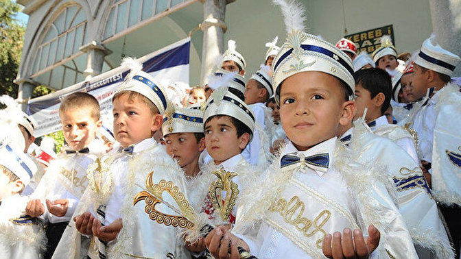 Sünnetin faydalı bir uygulama olduğuna inancım yok ve oğlum olursa yaptırmayacağım. Siz ne düşünüyorsunuz?