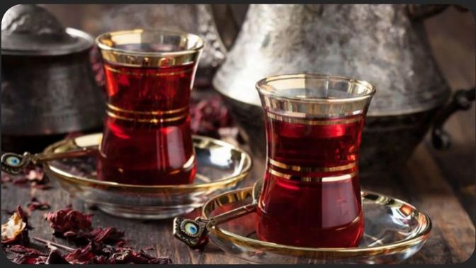 Akşam yemeğinden sonra tercihin tatlı mı, çay mı?