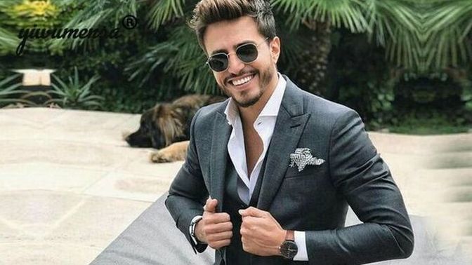 Kızlar takım elbise giyen erkeklere yükseliyor mu?