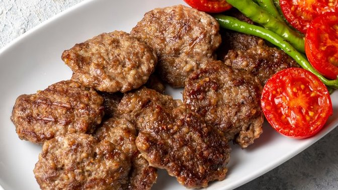 4 porsiyon köfteye 350 TL vermek iyi mi?