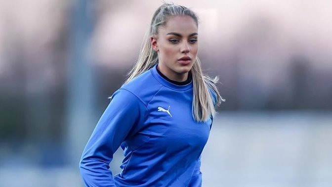Futbolla ilgilenen kadınları nasıl buluyorsunuz?