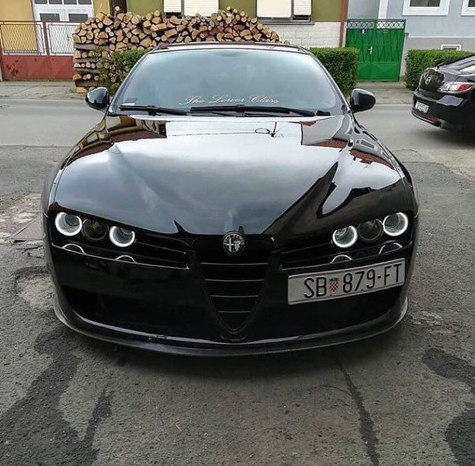 Sınırsız paranız olsaydı, sırf zevkine hangi arabayı satın alırdınız?