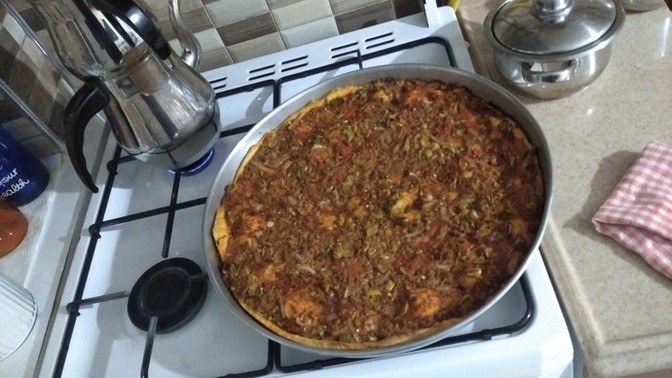 Kendi ellerimle ilk kez pizza yapmaya çalıştım ! Sizce nasıl duruyor?
