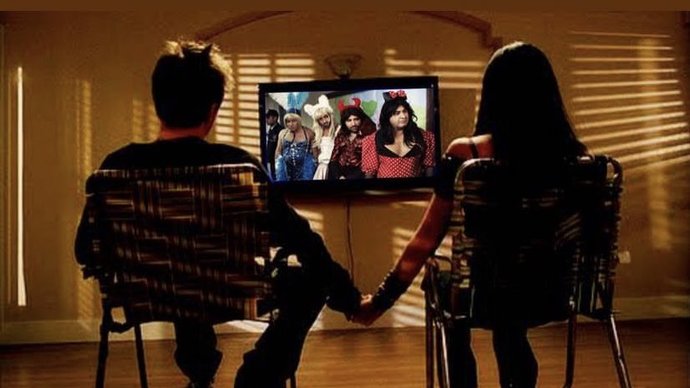 Şöyle bir ortamda, kiminle hangi filmi izlemek isterdiniz?