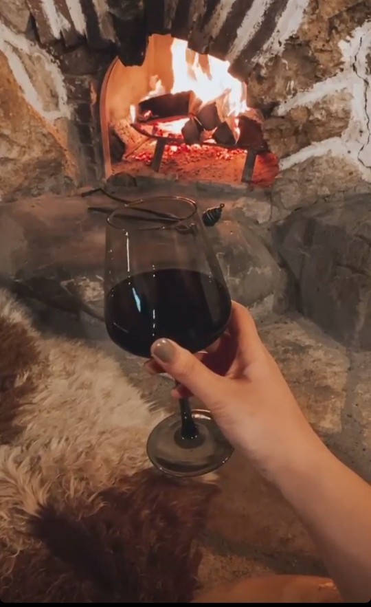İyi mi geceler? Hafta sonuna en güzel nasıl başlıyorsunuz?