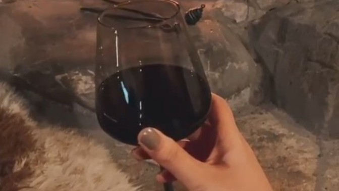 İyi mi geceler? Hafta sonuna en güzel nasıl başlıyorsunuz?