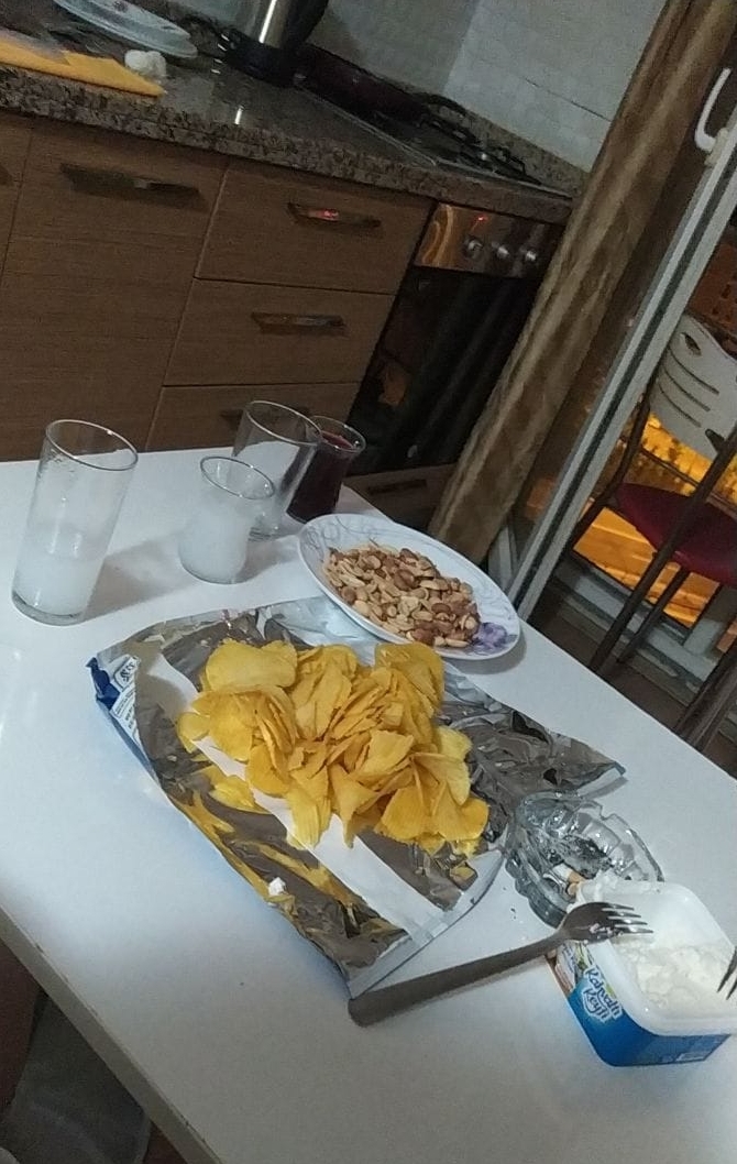 Rakıyla cips yer misiniz 😅?