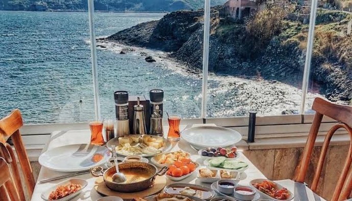 Pazar kahvaltısı evde mi yoksa dışarıda mı güzel oluyor?