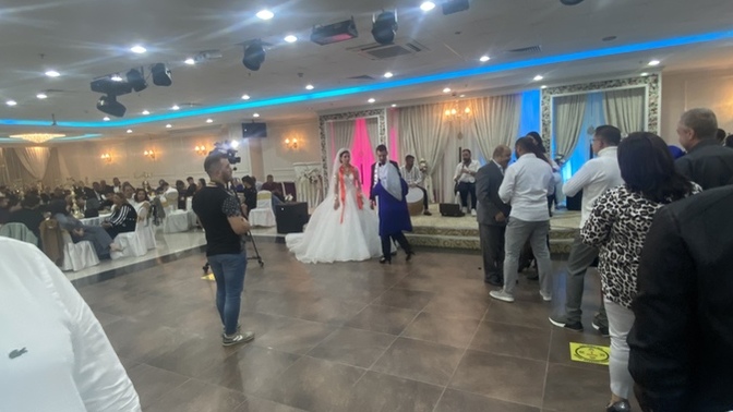 Düğünlere katılır mısınız?