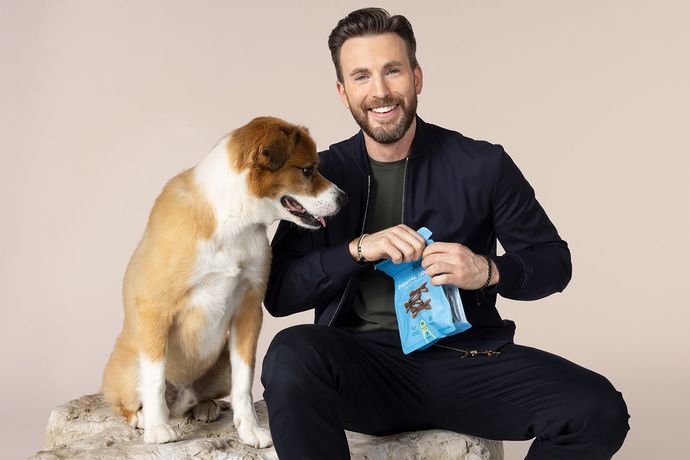 People dergisi Yaşayan En Seksi Erkek olarak Chris Evansı seçti! Doğru bir seçim mi?