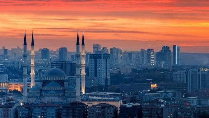 Ankara'ya gideceğim, 11 kasımda 3 gün orada olacağım. Gezmek için nereleri önerirsiniz?