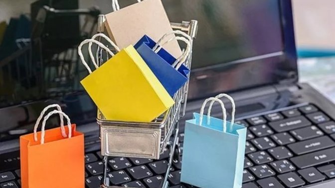 Kasım ayı indirimlerinde hangi online alışveriş sitesi favoriniz?