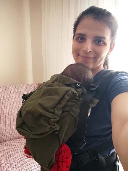Yenidoğan bebeğim kanguruda doğru pozisyonda duruyor mu?
