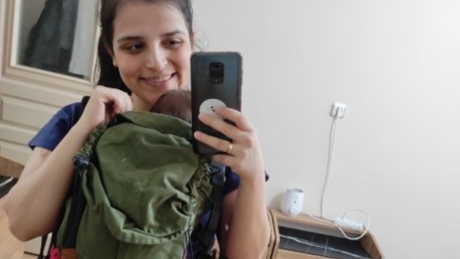 Yenidoğan bebeğim kanguruda doğru pozisyonda duruyor mu?