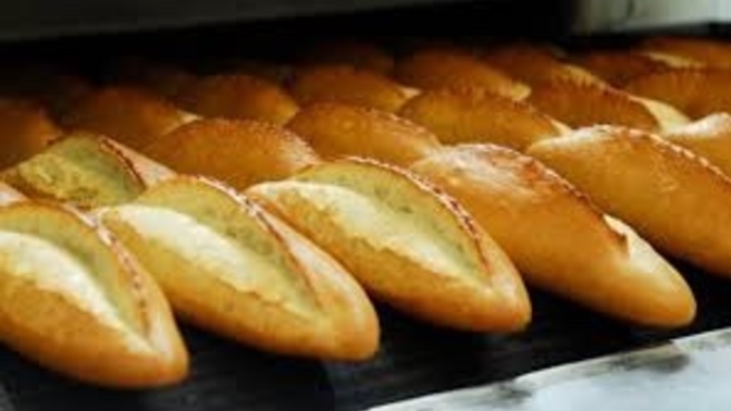 Ekmeğin fiyatı 7.5₺ oluyor. Ekmek yemekte mi artık lüks?