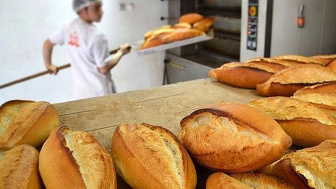 Ekmek Sendikası Başkanı: Ekmek ile doyduğumuz için aptalız dedi! Katılıyor musunuz?
