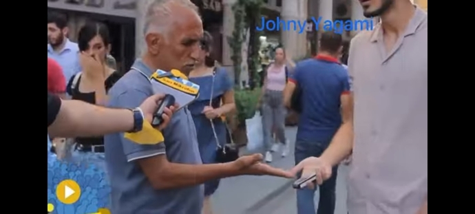 Nokia tuşlu telefon çıkarınca dayı sıçtı sanki..