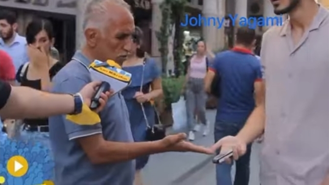 Telefonunu çıkar diyen moruk lara ne cevap verirsin?