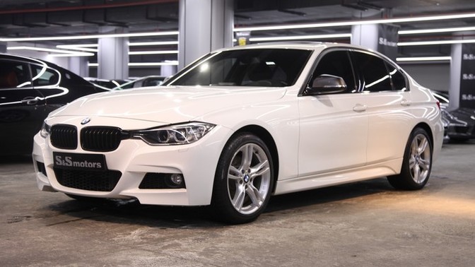 Erkekler, BMW 3.20'de sağ önden bir ses geliyor vuruntu gibi. Neden olabilir?