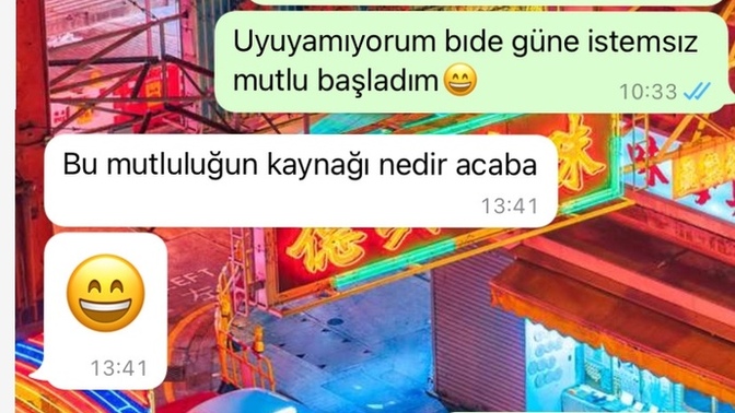 Ondan hoşlanıyorum, o ise görüldü atıyor. Ben ne yapacağım ya?