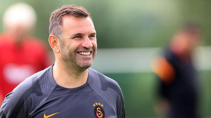 Galatasaraylılar Okan Burukun oynattığı futbolu beğeniyor mu?