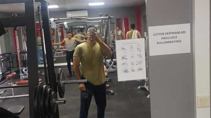 Benim gibi çirkinleri neden dışlıyorsunuz?