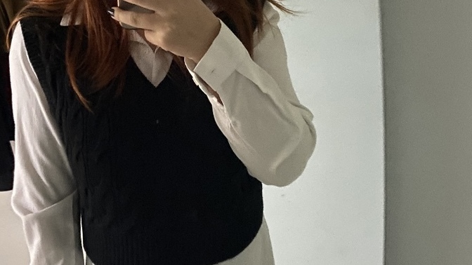 Bu kombinde bir şeyler yanlış ama ne bulamadım. Sizce ne eksik ya da fazla?