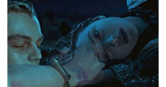 Gerçek aşkı bulmamız için titanic e binmemiz mi gerekiyor?