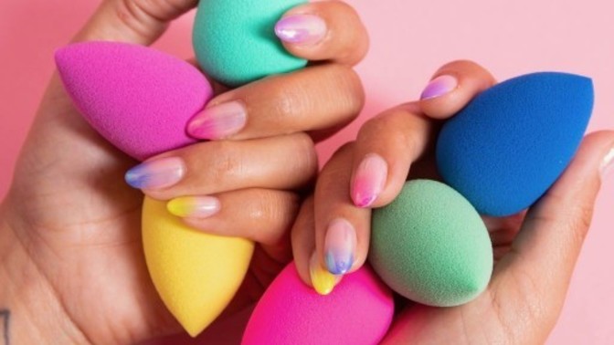 Beauty blender koleksiyonu yapıp, kullanmaya kıyamamak gibi bir alışkanlığın var mı?