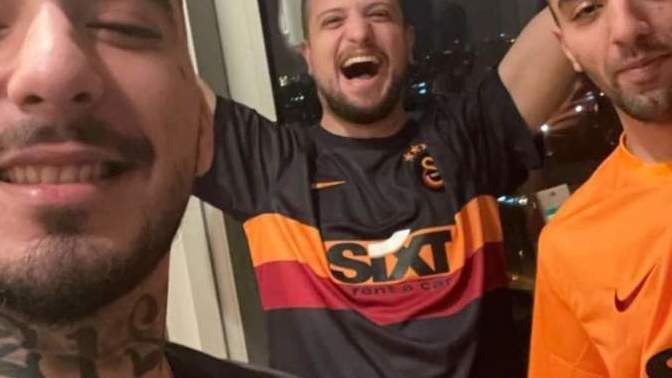 Rapçi Uzi Galatasaray bestesi yapacağını açıkladı. Sizce ortaya güzel bir şey çıkar mı?