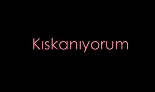 Kendine güvenen insan sevdiğini kıskanmaz mı?