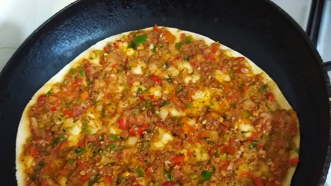 Sizin yaşadığınız yerde lahmacun kaç lira?