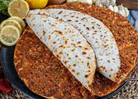 Evet gençler ne yiyoruz öğlen yemeğinde?