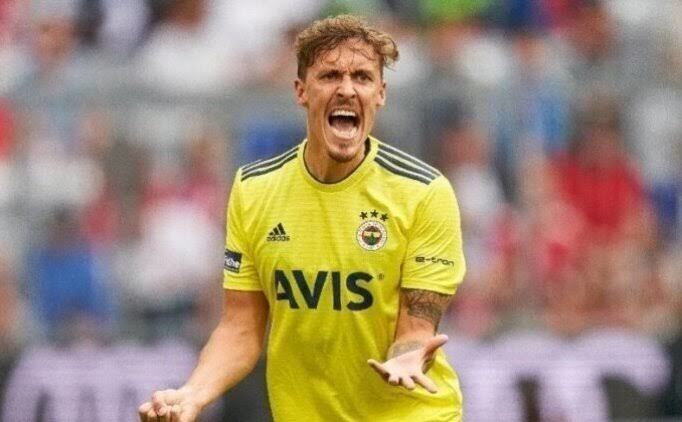Eski Fenerbahçeli Max Kruse pokerde 1.650 euro yatırıp 134 bin euro kazandı. Sizce iyi kazanmış mı?