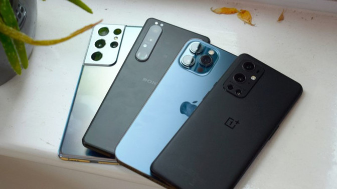 Kullandığınız cep telefonu nedir? Telefon önerecek olsanız neyi önerirsiniz?