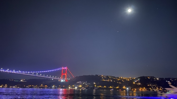 Biz @cnrche ile Rumeli’deyiz 😻 Siz kimle burada olmak isterdiniz?