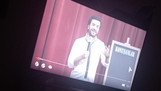 Konuşanlar izler misiniz?