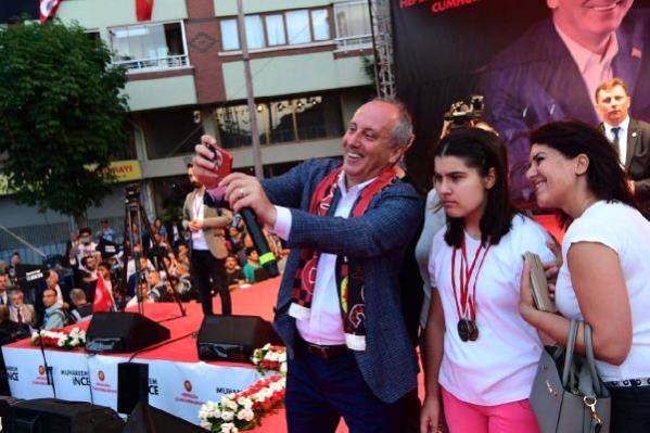 Önce fotoğraf çektirdiler sonra sizi tanımıyoruz dediler! Sizce tanımıyor olabilirler mi?
