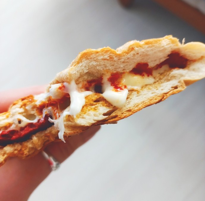 Tost salçalı mı daha iyi, ketçaplı mı?