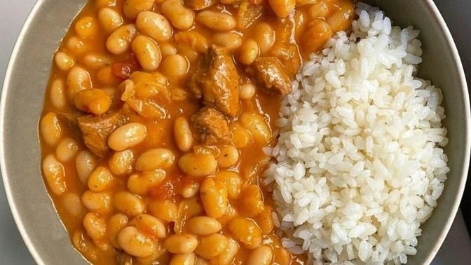 Kuru fasulye sulu mu susuz mu olur?