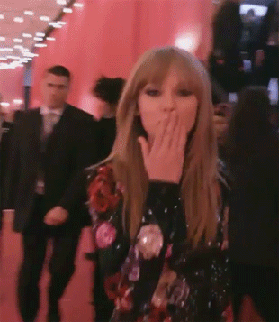Taylor Swi̇ft dünya turuna çıkıyor! Ne düşünüyorsunuz, Türkiye'ye de gelir mi?