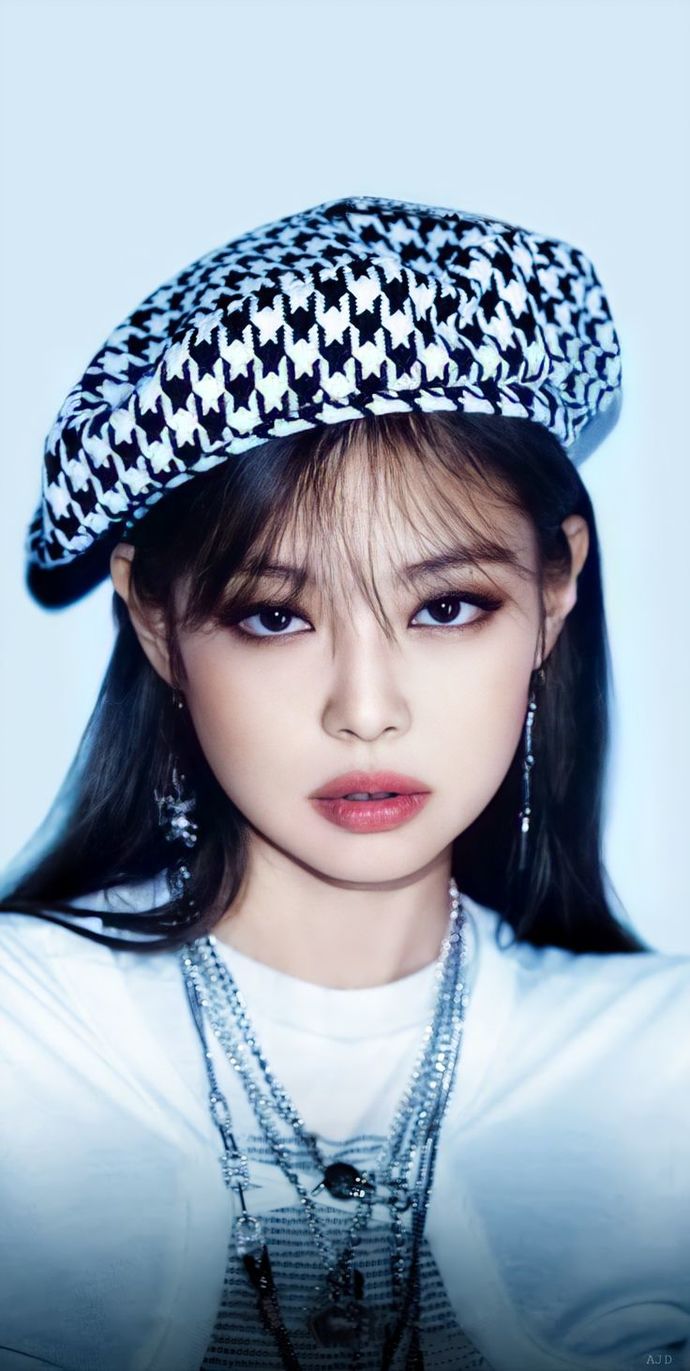 sizce hangi blackpink üyesi güzel?