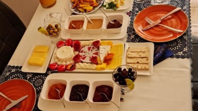 Kahvaltı edelim mi 😊😊?