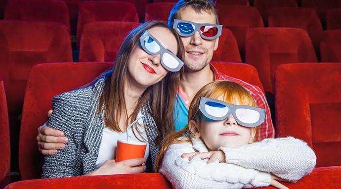 Sinemalara eskisi gibi ilgi duyulmuyor. Bu problemin sebebi sence ekonomik problemler mi, netflix tarzı streaming hizmetleri mi?