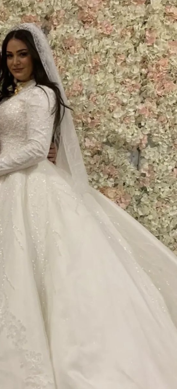 Gelinin sac modeli nasil?